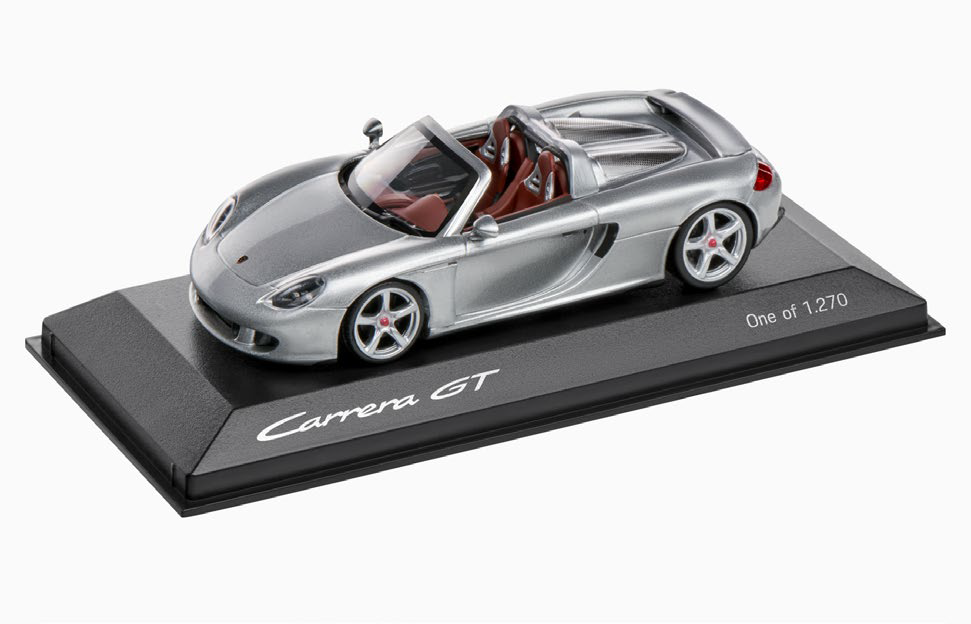 Modèle réduit 1:43 – Carrera GT 25e anniversaire