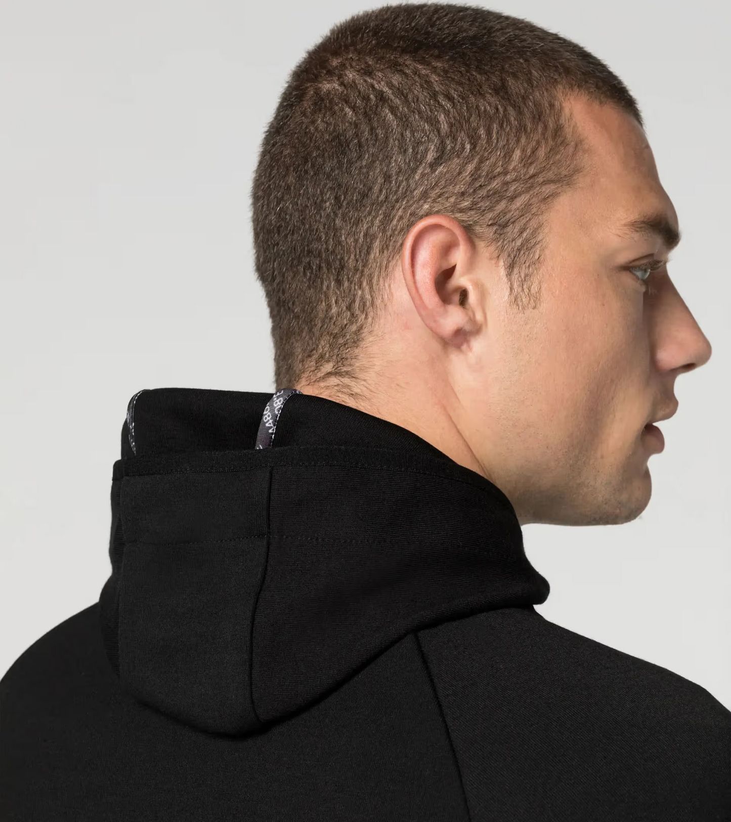 Veste Weissach – Essential