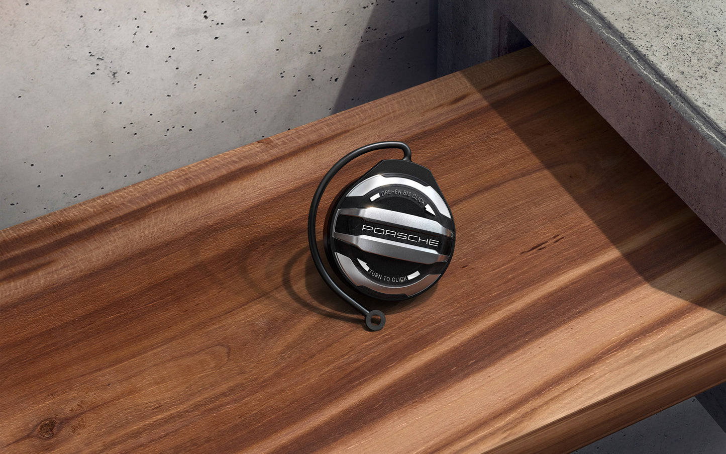 Exclusive Design fuel tank cap