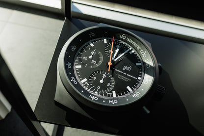 L'horloge murale Porsche Design Chronograph 1