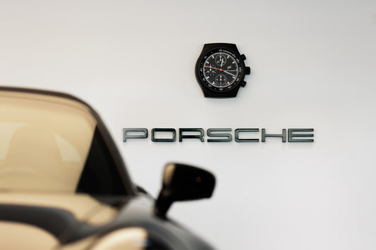 L'horloge murale Porsche Design Chronograph 1